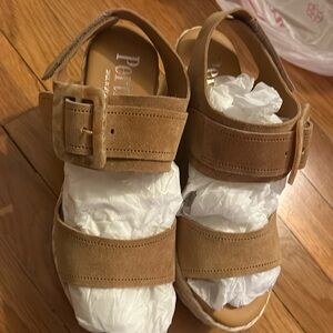 Petini shoes natural leathers size is 39